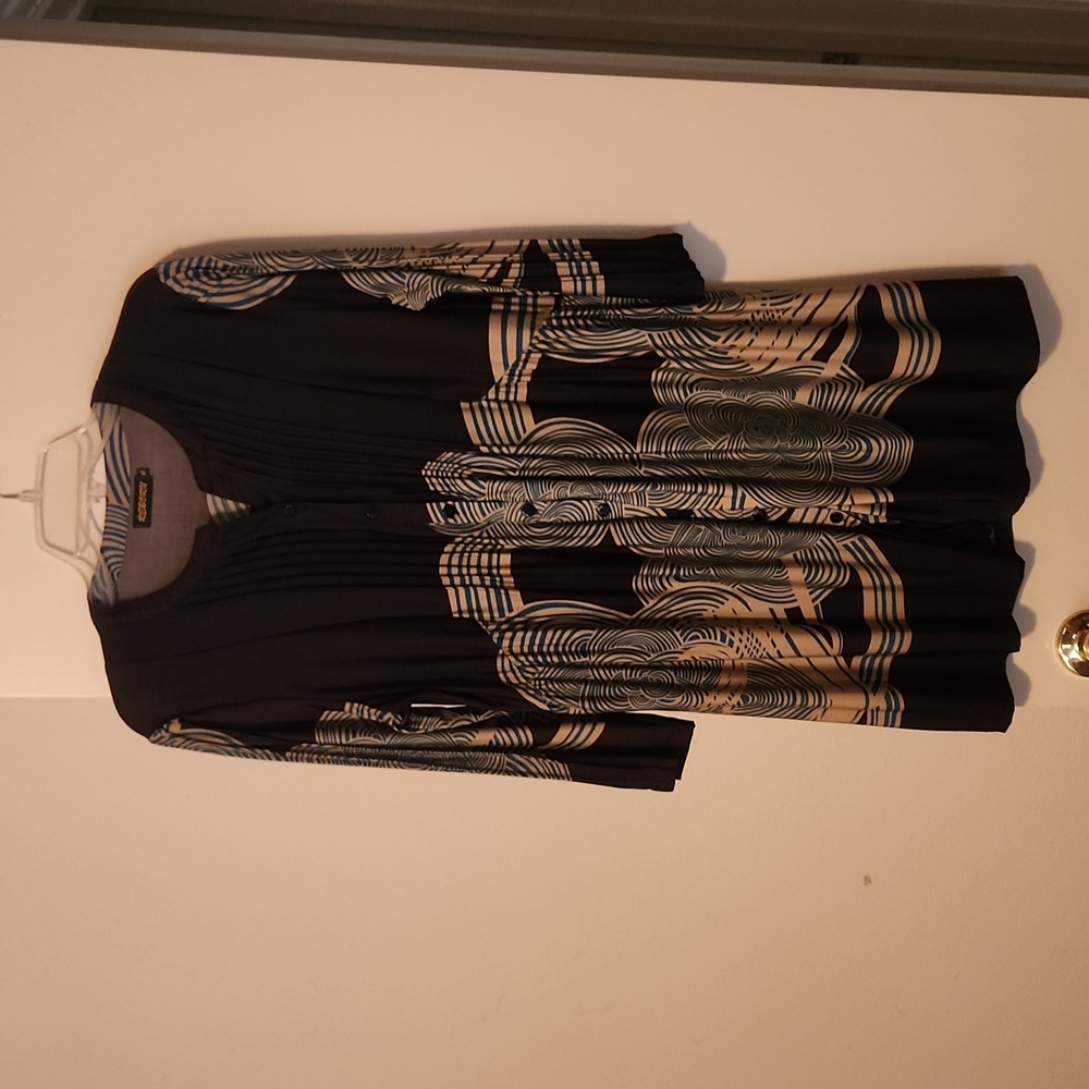 Long Reborn knit black, blue and tan tunic. SIZE XL.
